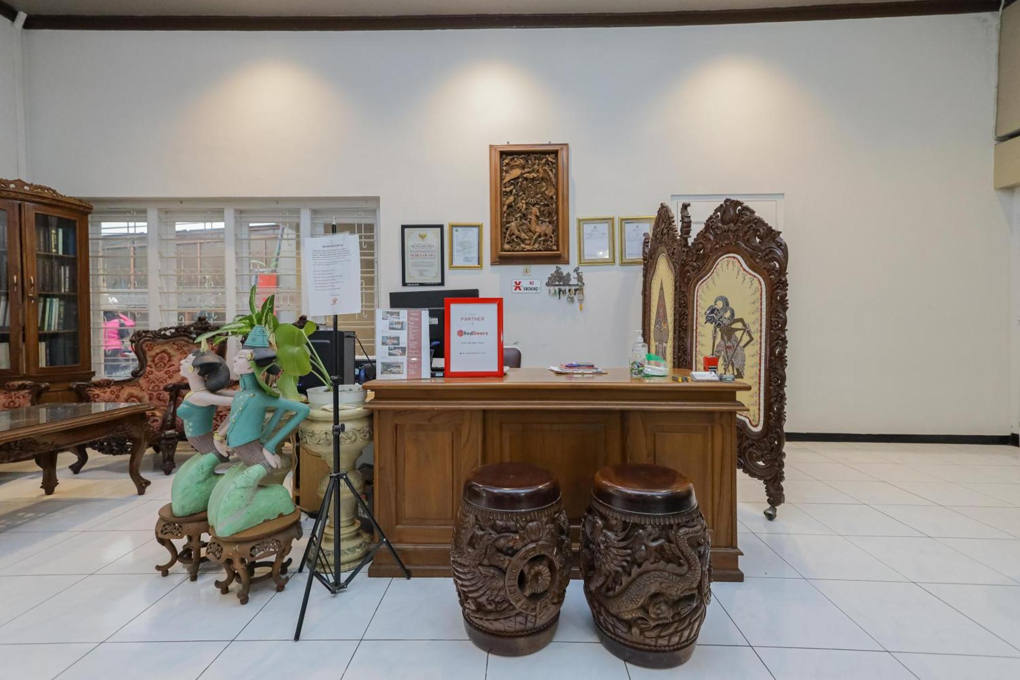Reddoorz Plus At Swun Stay Raya Langsep Malang Exterior foto